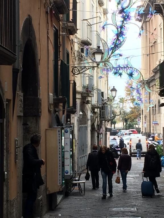 Antico Vicolo Lägenhet Salerno Exteriör bild